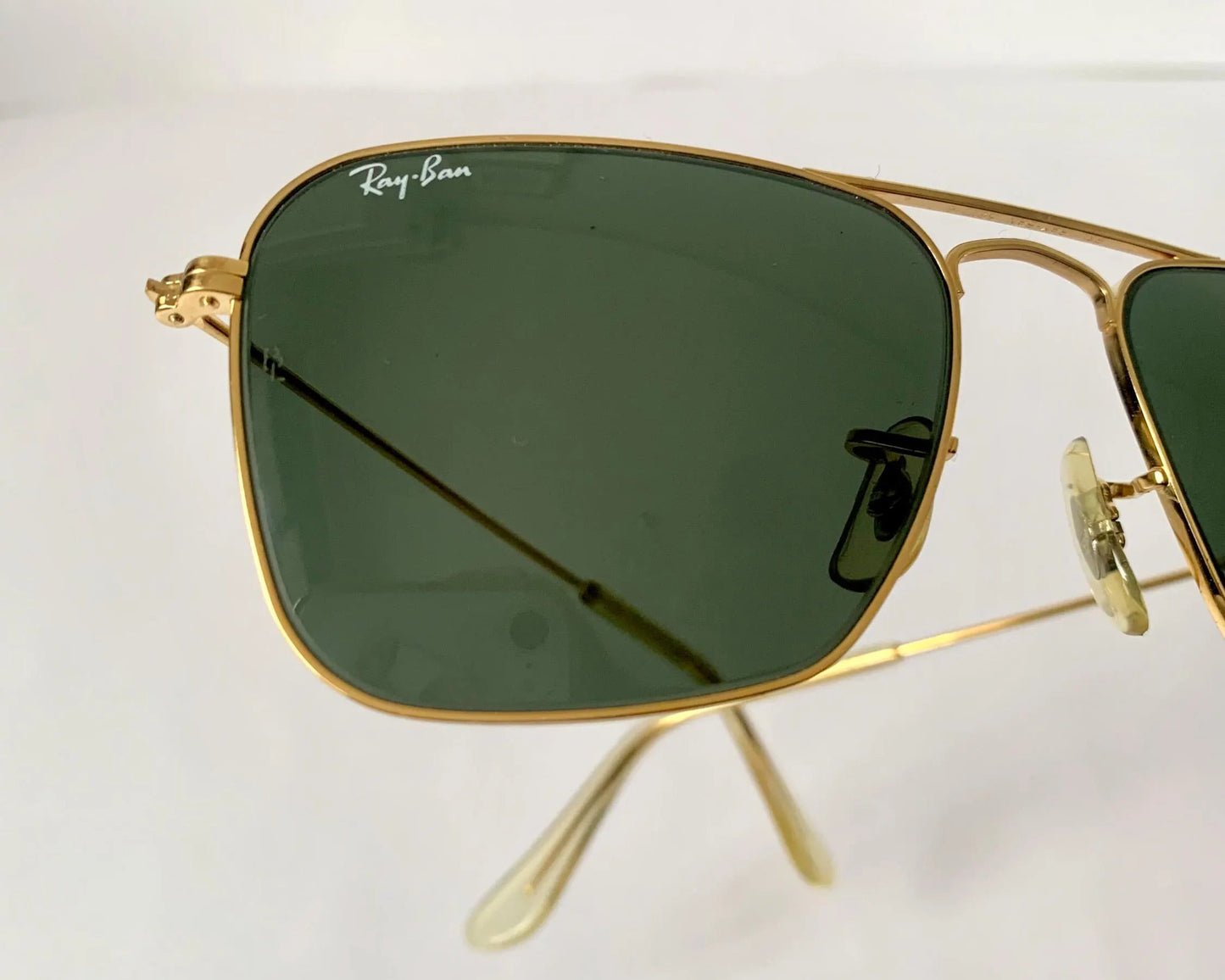 Ray Ban B&L USA vintage sunglasses - Caravan 52 Gold 80s frames