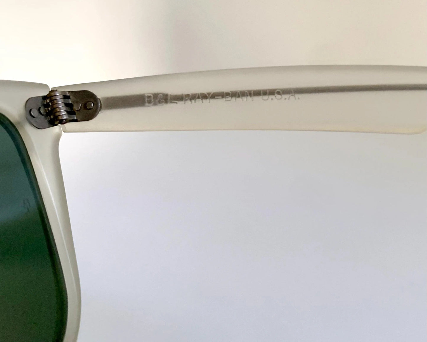 Ray Ban B&L USA vintage sunglasses - Wayfarer Frost Matte
