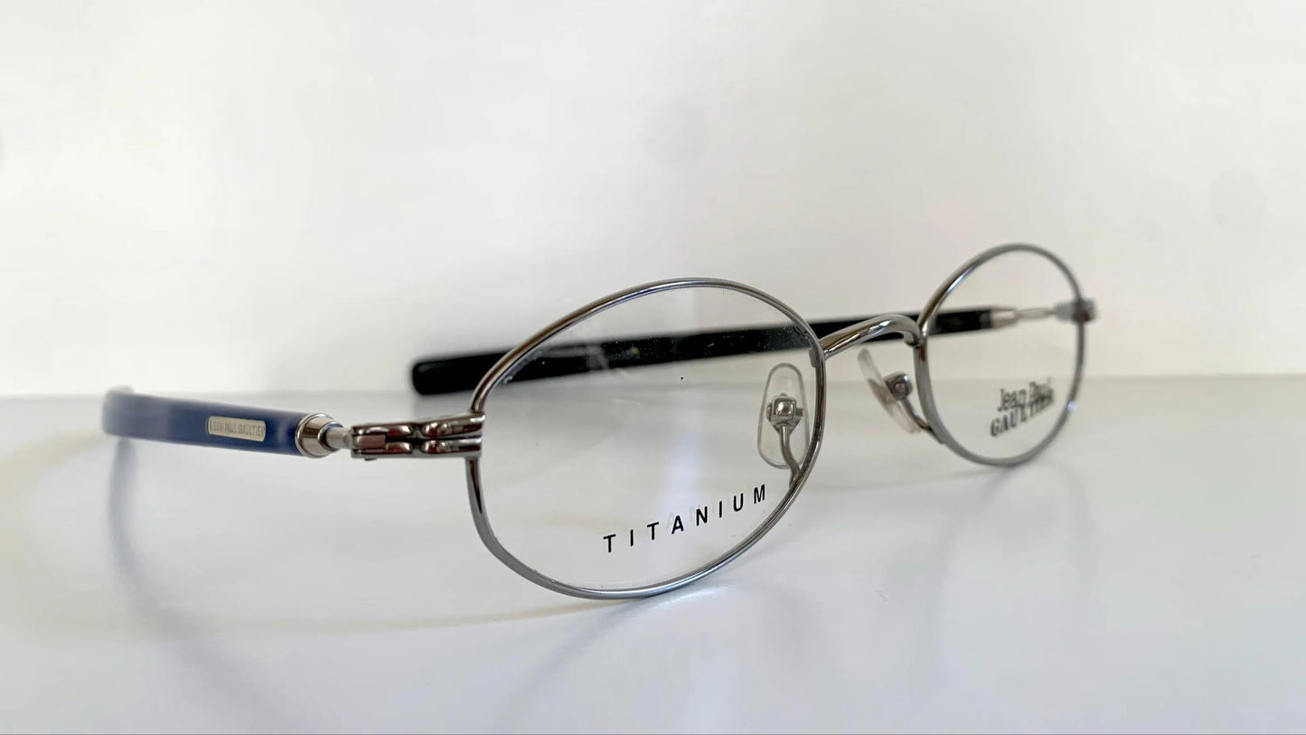 Jean Paul Gaultier 90s vintage glasses - Titanium frame / reversible blue and black temples
