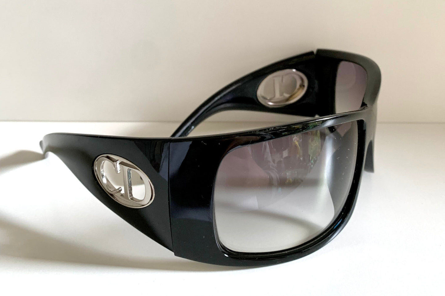Christian Dior Vintage Sunglasses - Flavour 1 XL wrap frame