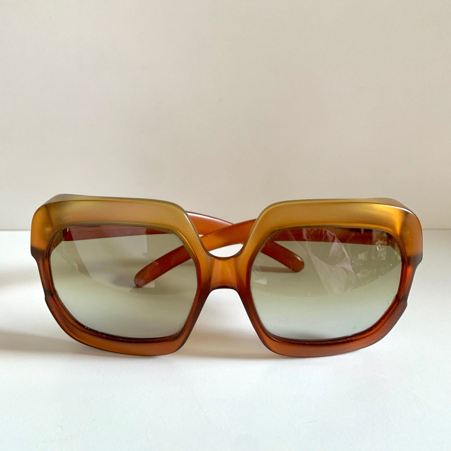 Christian Dior 70s vintage sunglasses - XXL square orange and yellow frame