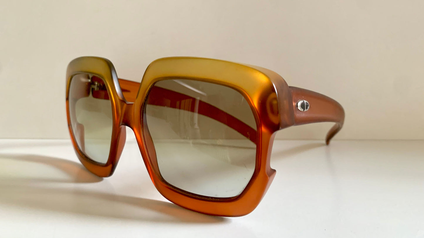 Christian Dior 70s vintage sunglasses - XXL square orange and yellow frame