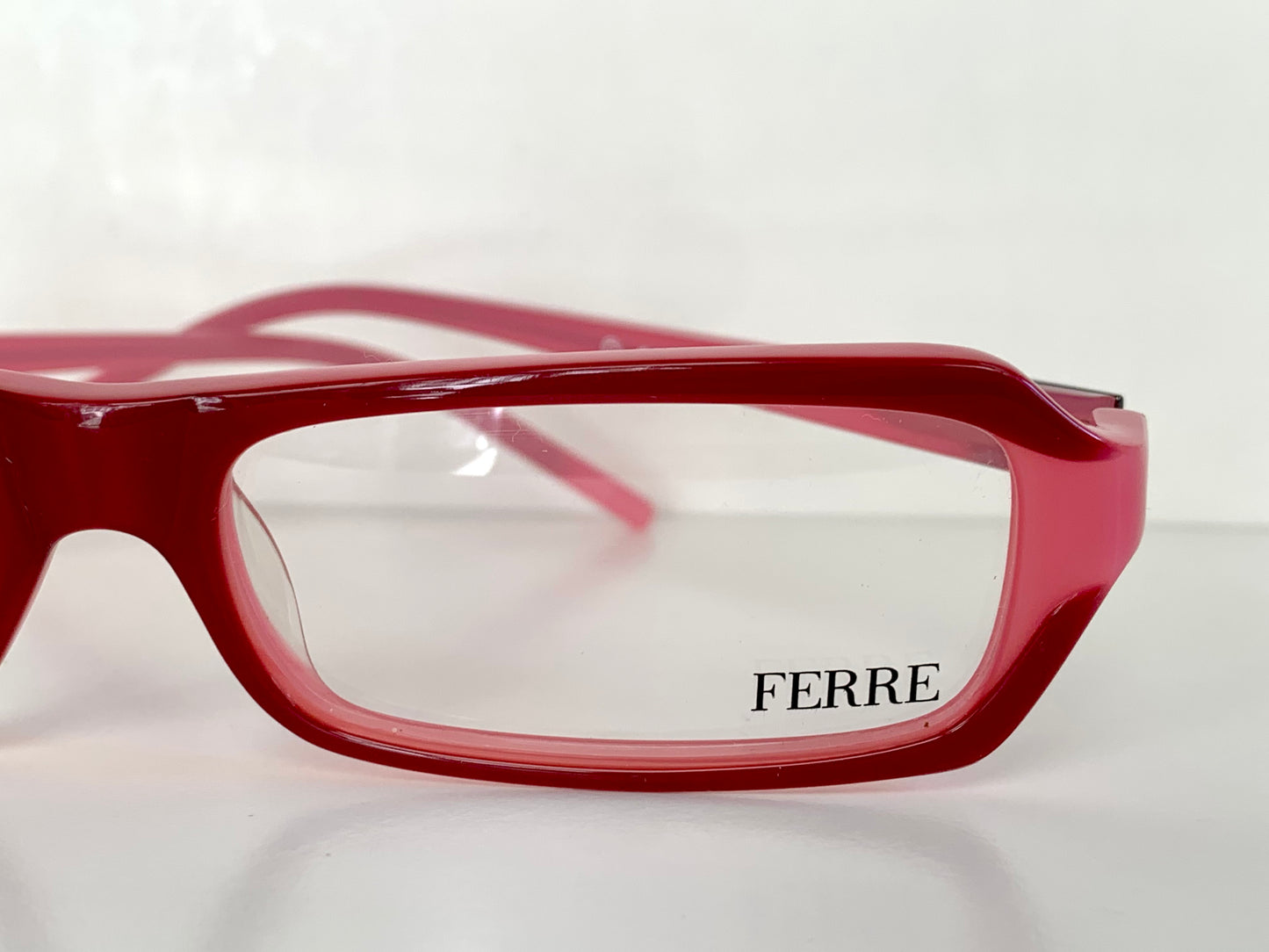 Vintage Ferre 00s frame - pink and red square eyewear