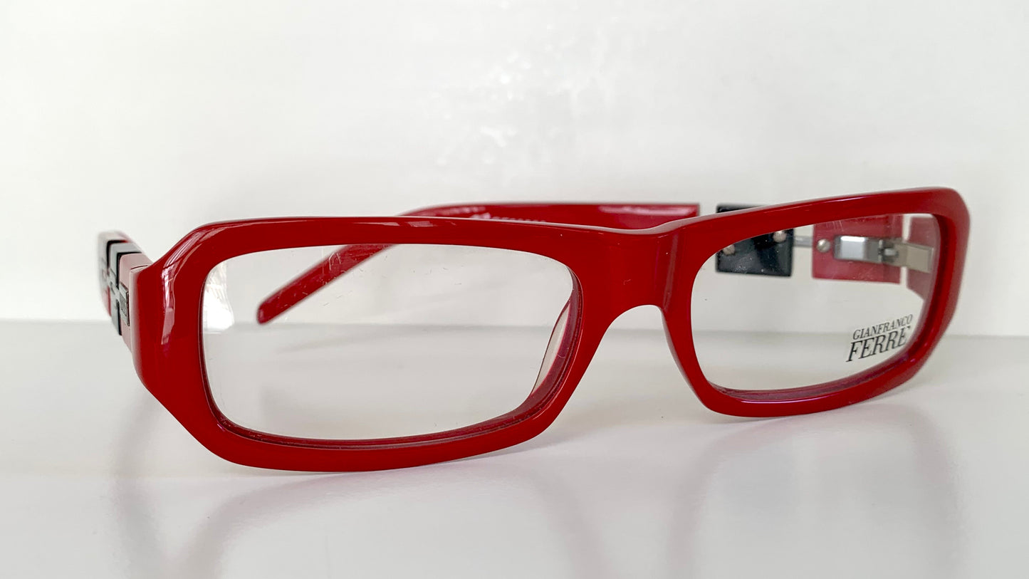 Vintage Gianfranco Ferre 00s frame - red square Y2K