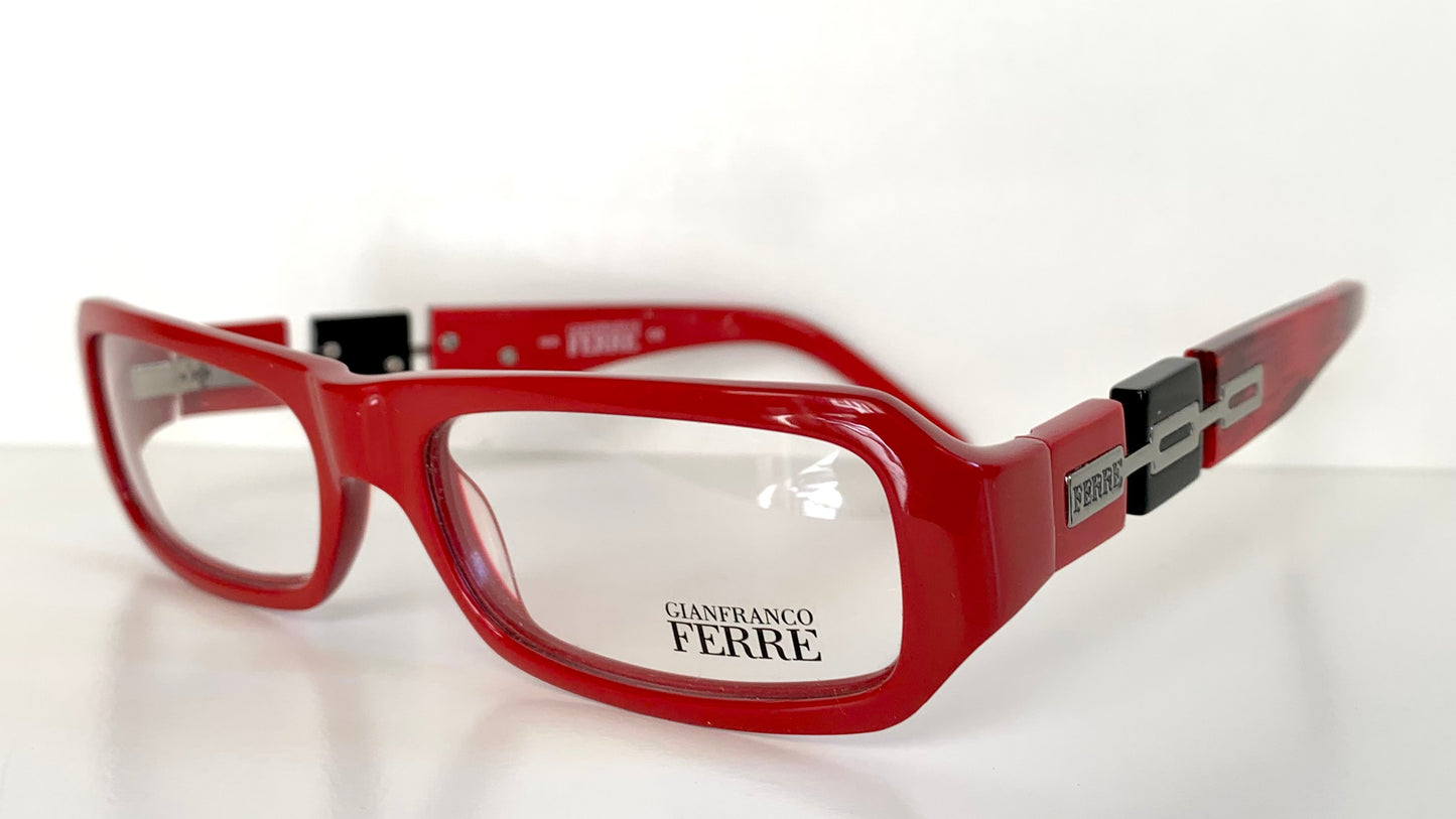 Vintage Gianfranco Ferre 00s frame - red square Y2K