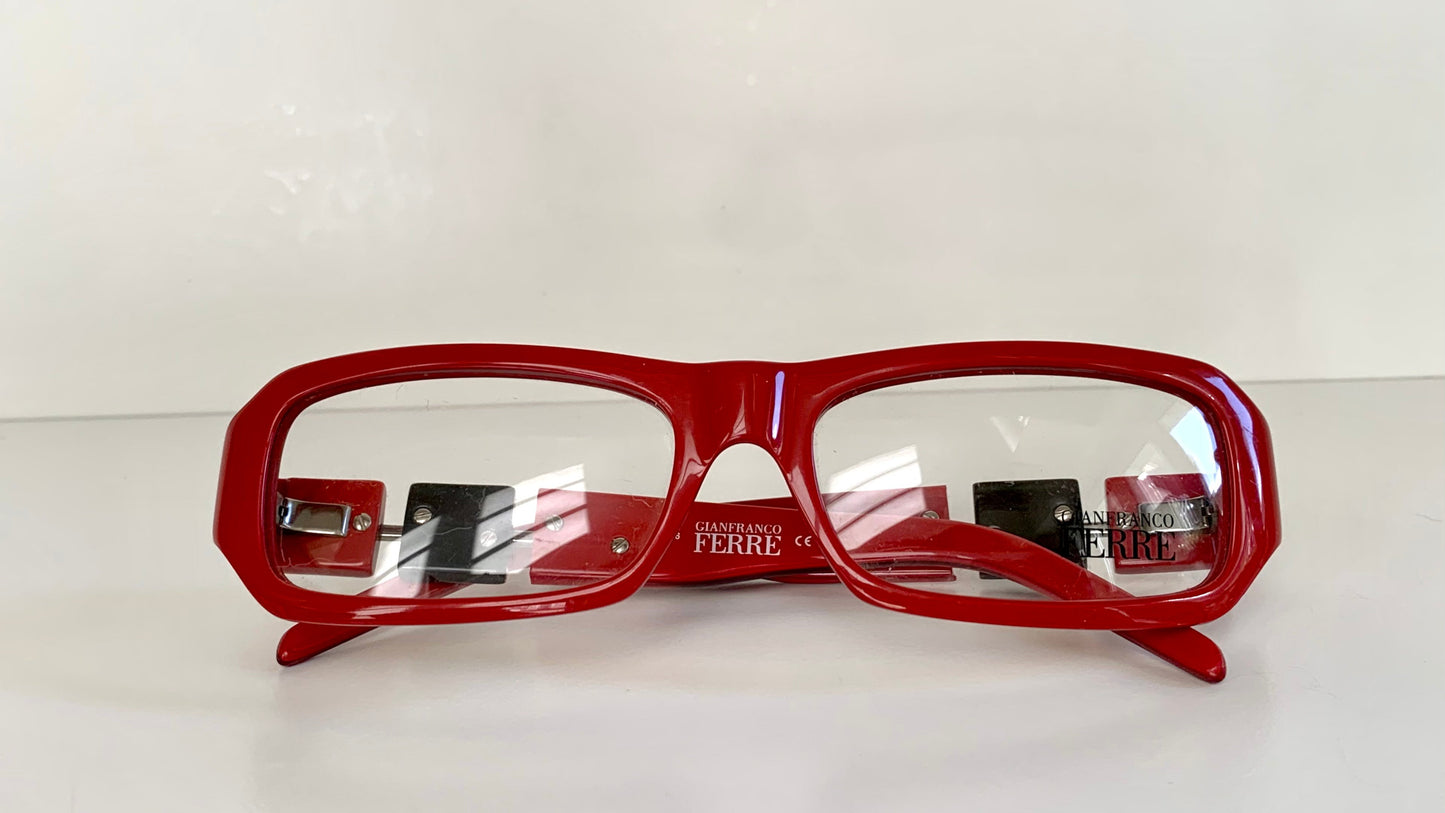 Vintage Gianfranco Ferre 00s frame - red square Y2K