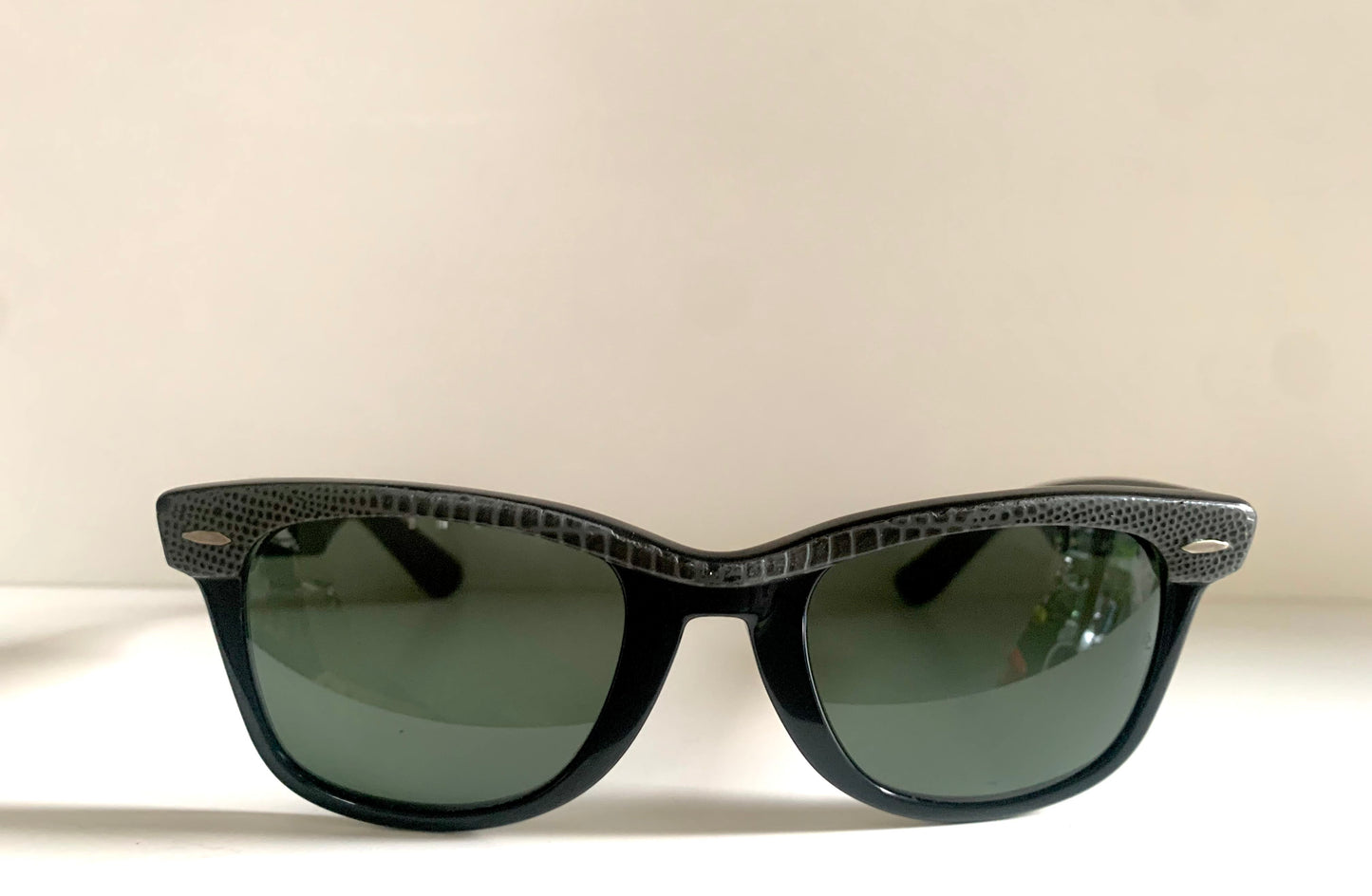 Ray Ban B&L USA vintage sunglasses - Wayfarer I Leathers
