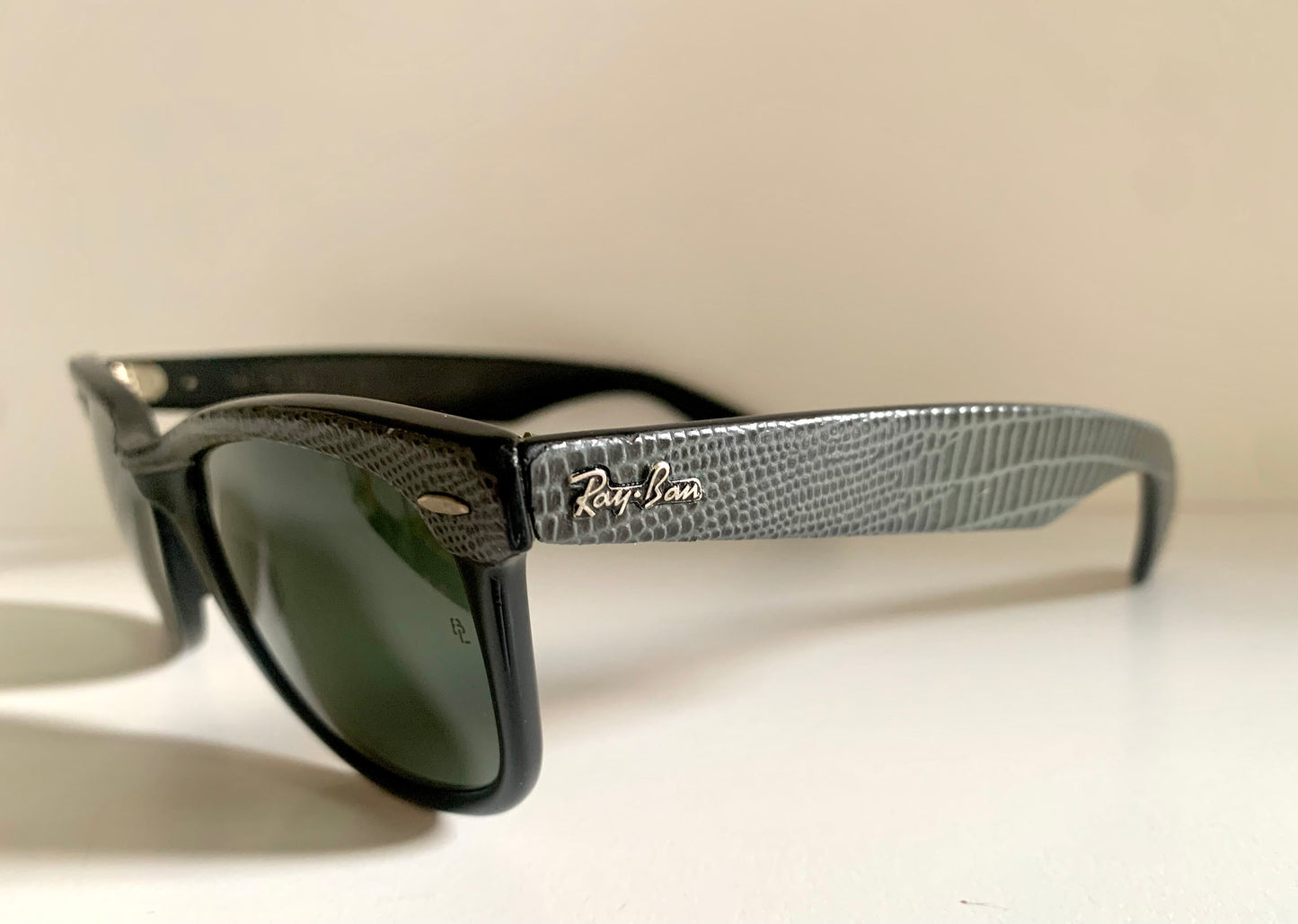 Ray Ban B&L USA vintage sunglasses - Wayfarer I Leathers