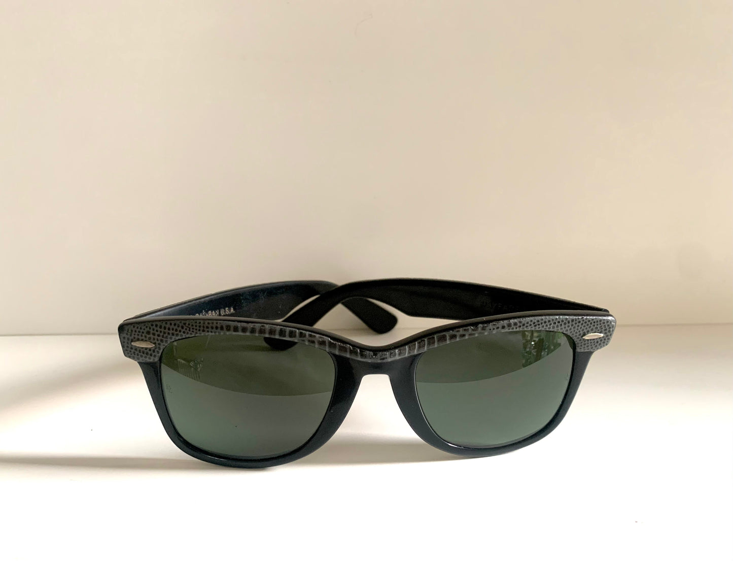 Ray Ban B&L USA vintage sunglasses - Wayfarer I Leathers