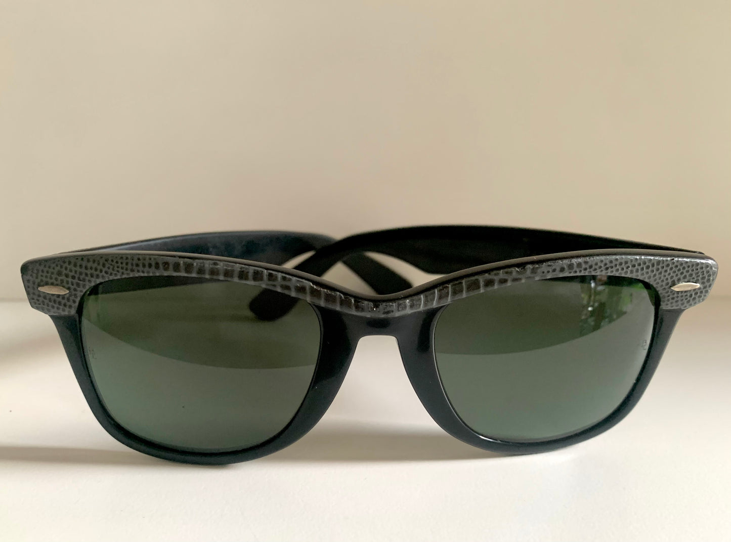 Ray Ban B&L USA vintage sunglasses - Wayfarer I Leathers