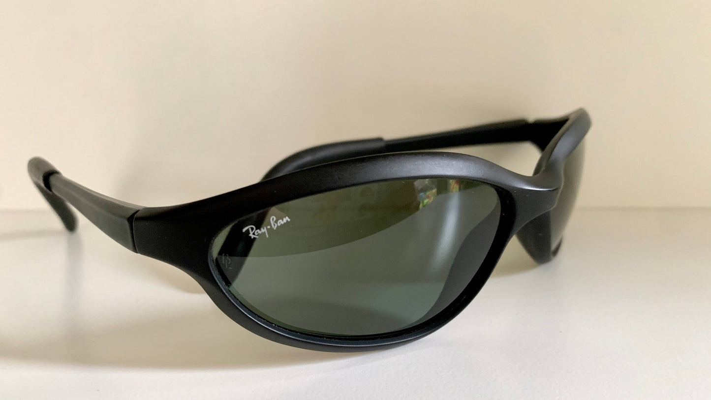 Ray Ban B&L USA 90s vintage sunglasses - W2967 Predator Sports matte black