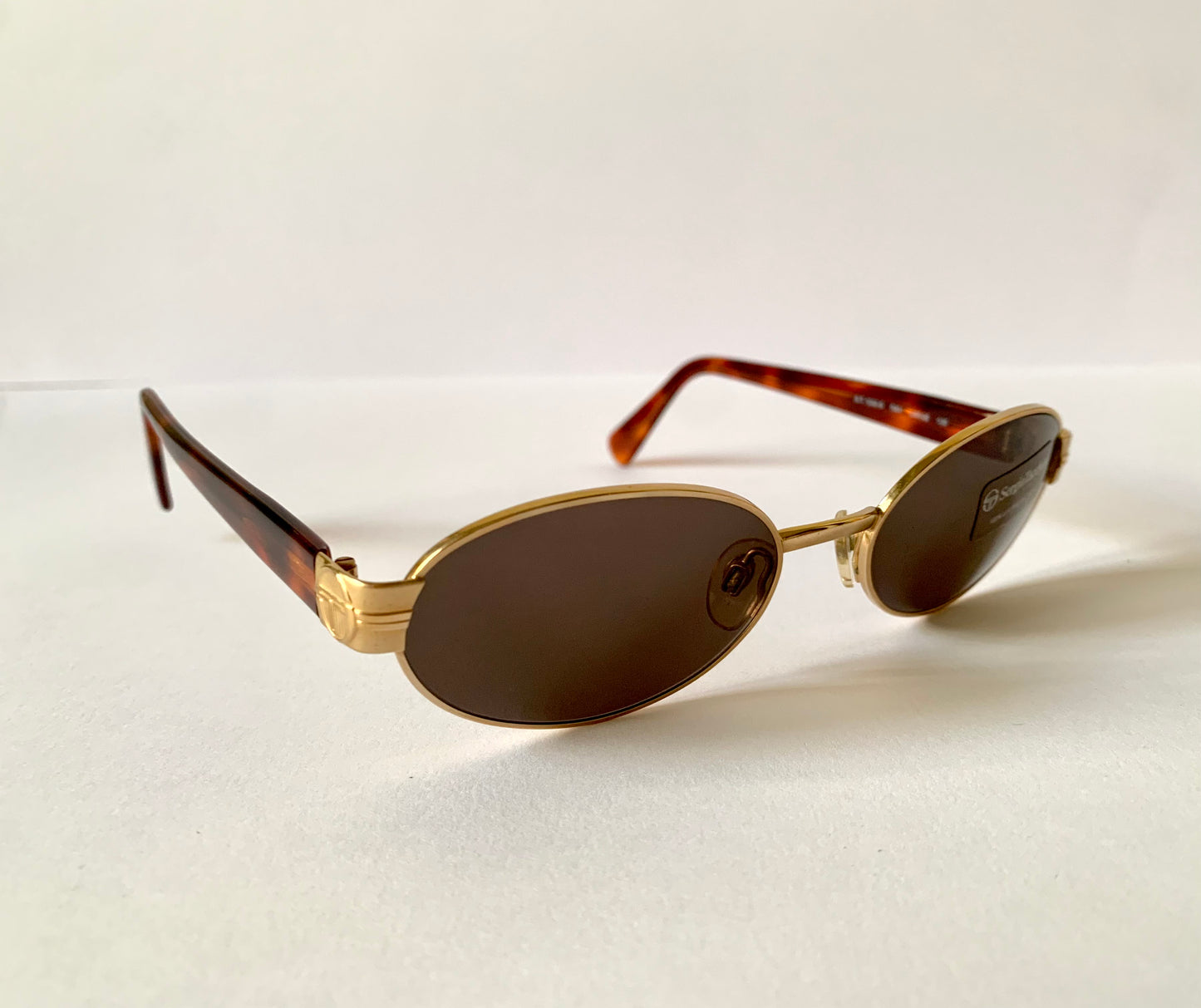 Sergio Tacchini 90s vintage sunglasses - 1058S Made in Italy oval frames