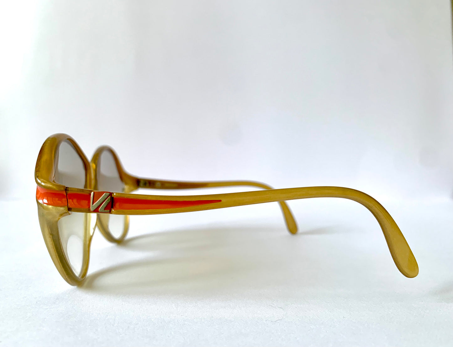 Viennaline Optyl 70s sunglasses - yellow XL oversized vintage frames