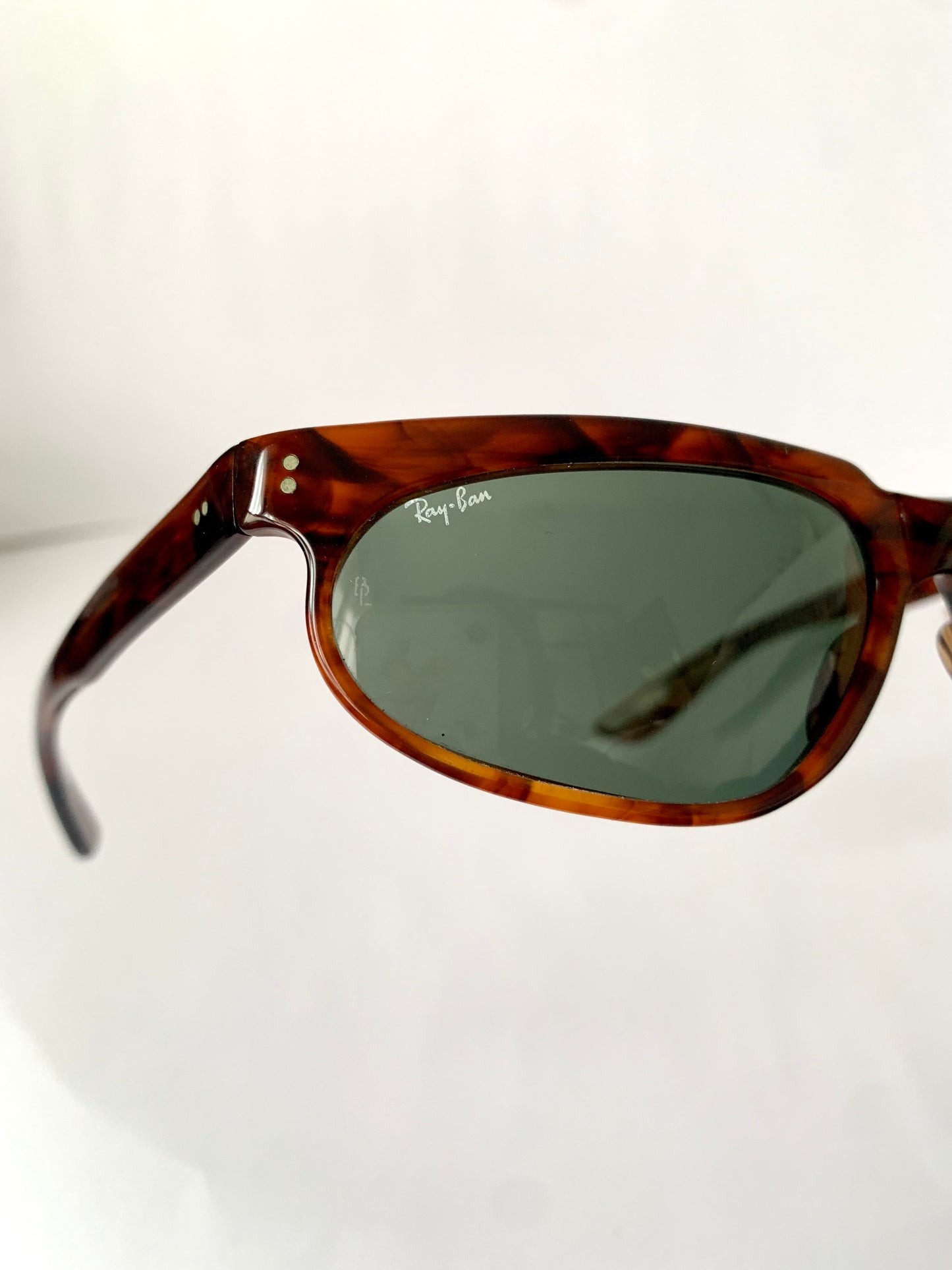 Ray Ban B&L USA vintage sunglasses - W1956 Fugitives 80s frames