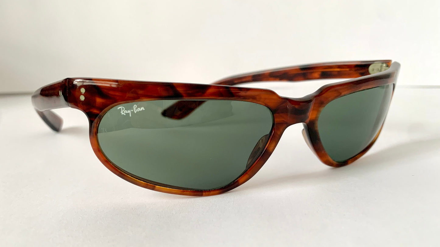 Ray Ban B&L USA vintage sunglasses - W1956 Fugitives 80s frames