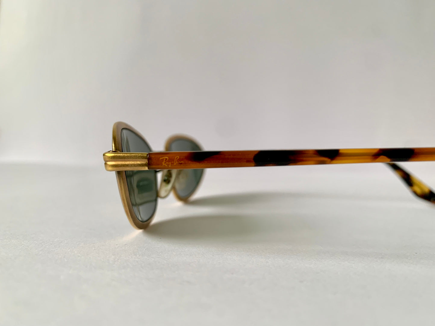 Ray Ban B&L USA 90s vintage sunglasses - W2853 Sidestreet Metal Cat