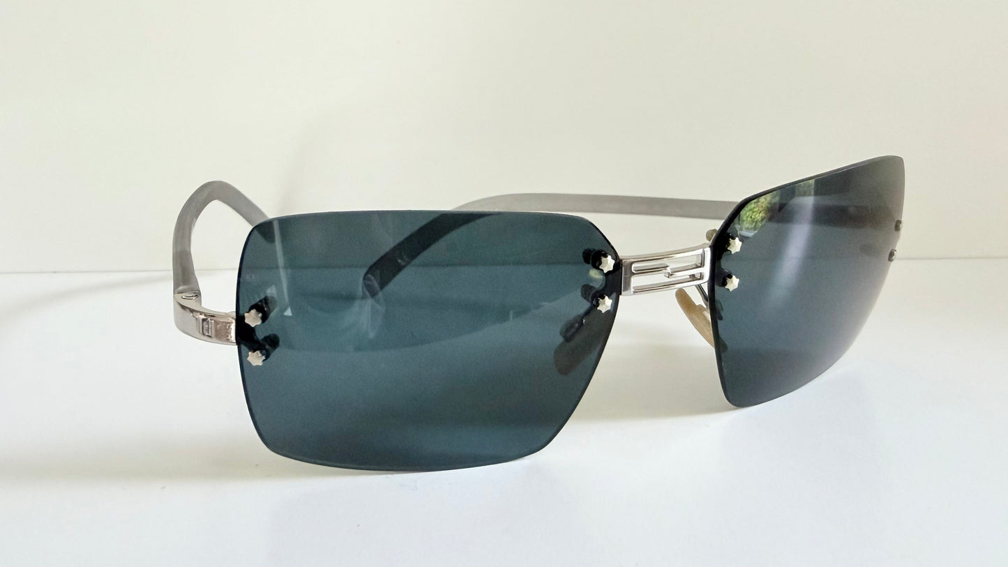Fendi Y2K 00s vintage sunglasses - rimless blue frame with logos