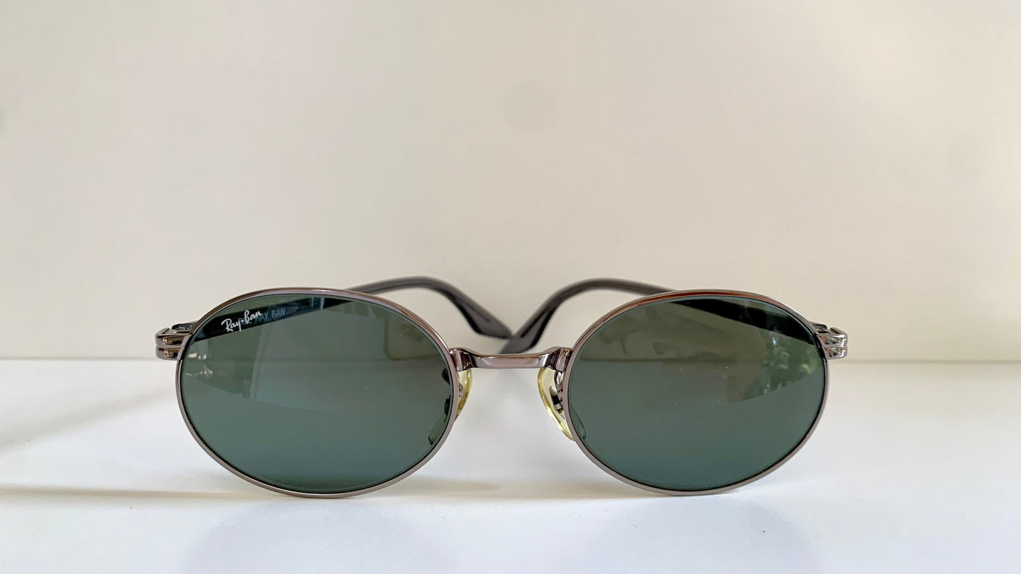 Ray Ban B&L USA vintage sunglasses - W2187 Sidestreet Oval