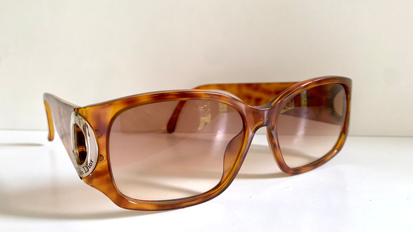 Christian Dior vintage sunglasses - 2660 tortoise shell rectangular frame