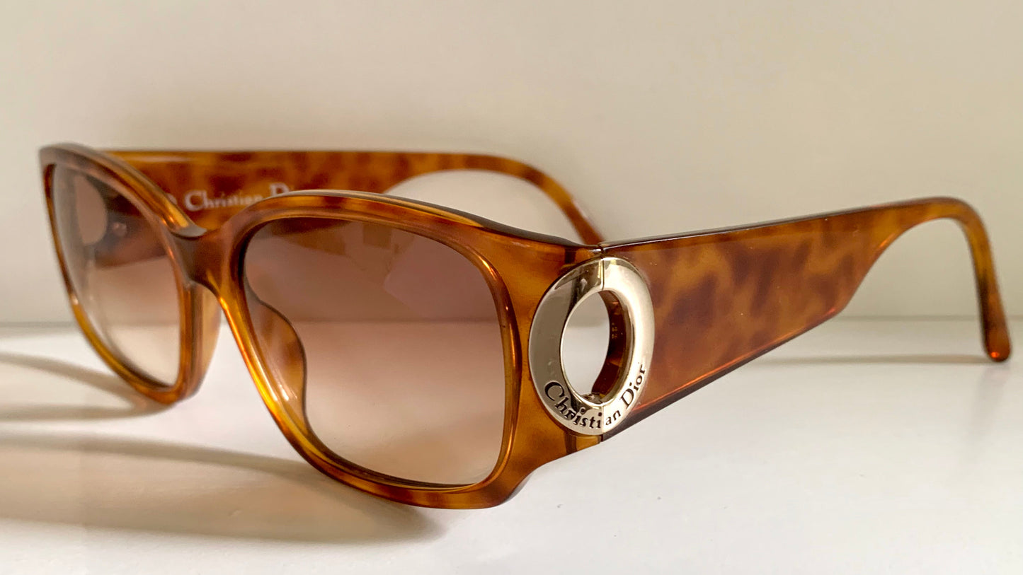 Christian Dior vintage sunglasses - 2660 tortoise shell rectangular frame