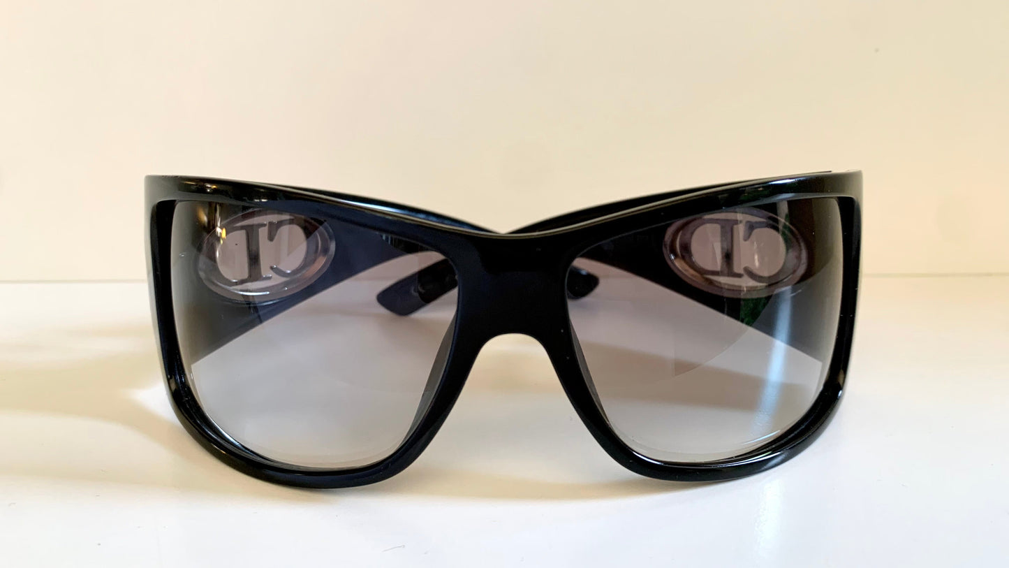 Christian Dior Vintage Sunglasses - Flavour 1 XL wrap frame