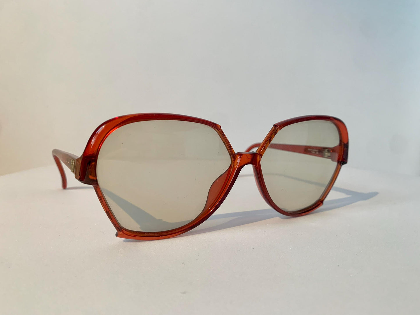Viennaline Optyl 70s sunglasses - red XL oversized vintage frames