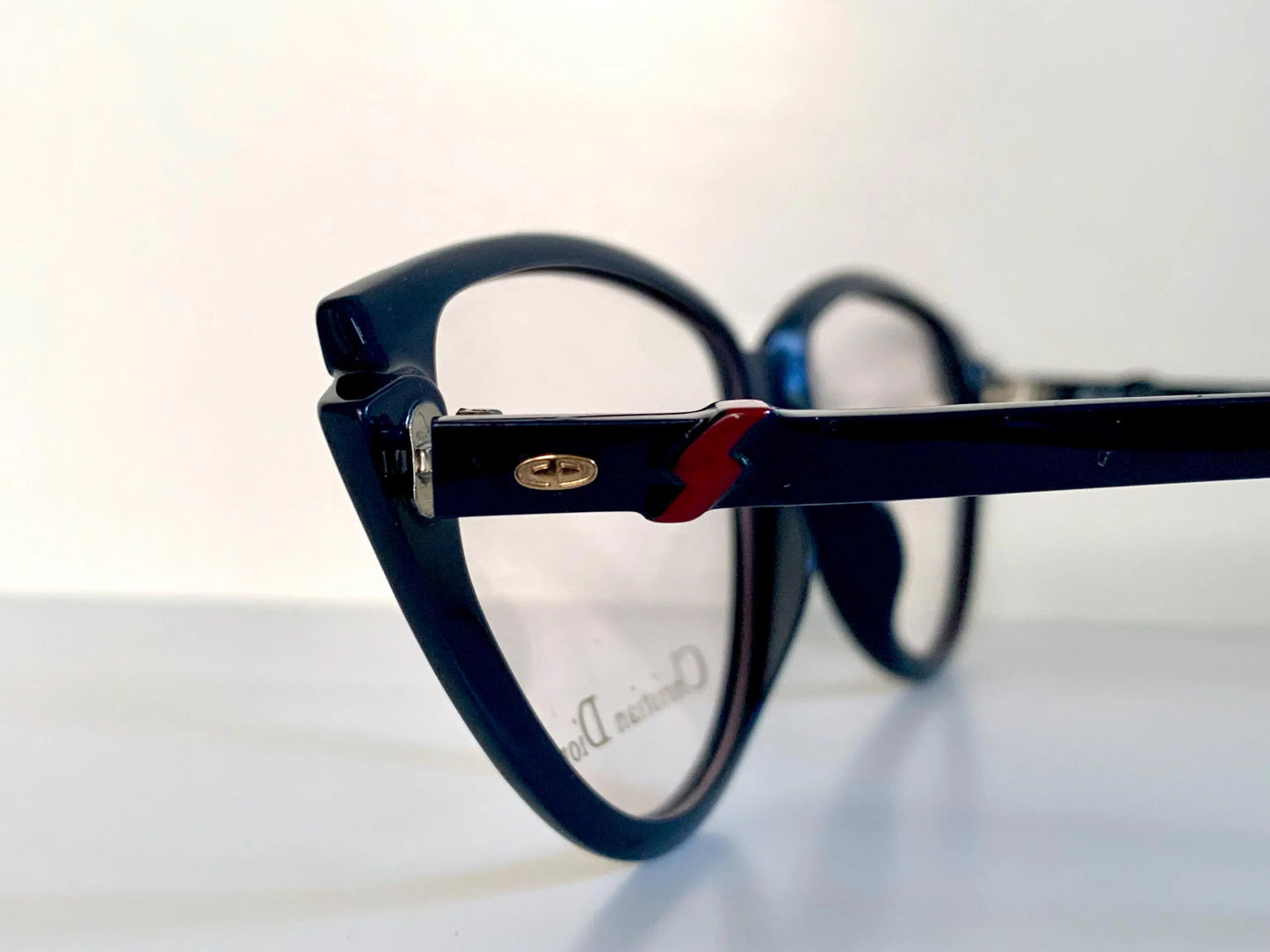Christian Dior vintage 80s glasses - 2353 cat eye frame