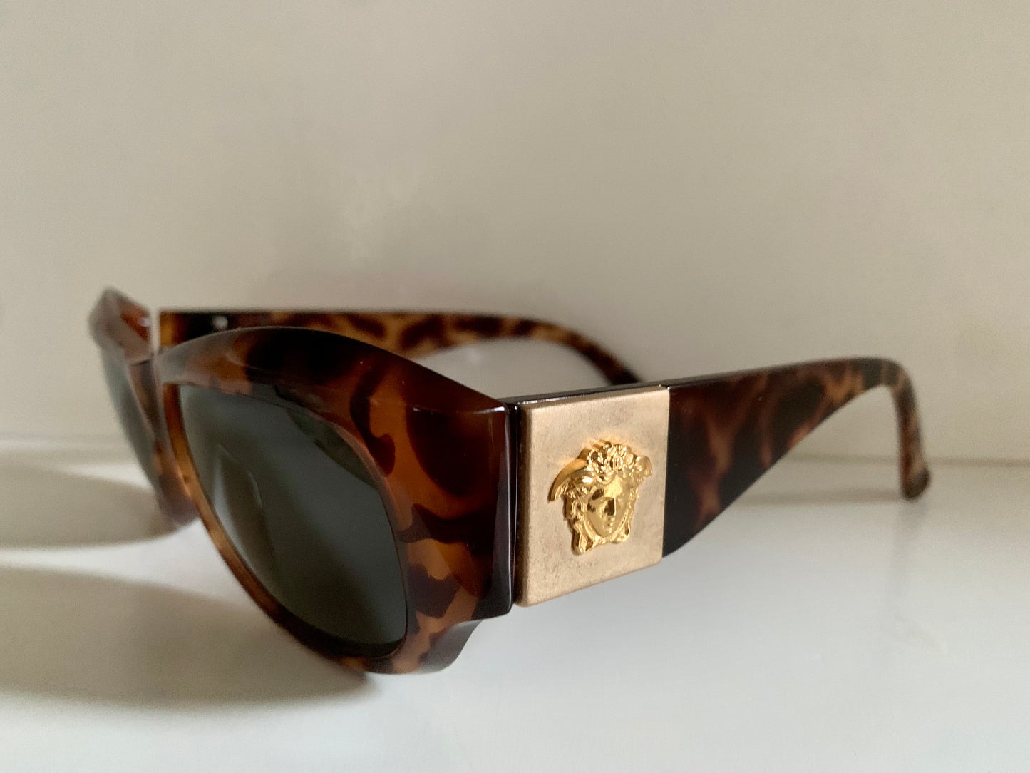 Gianni Versace - S95 medusa logo