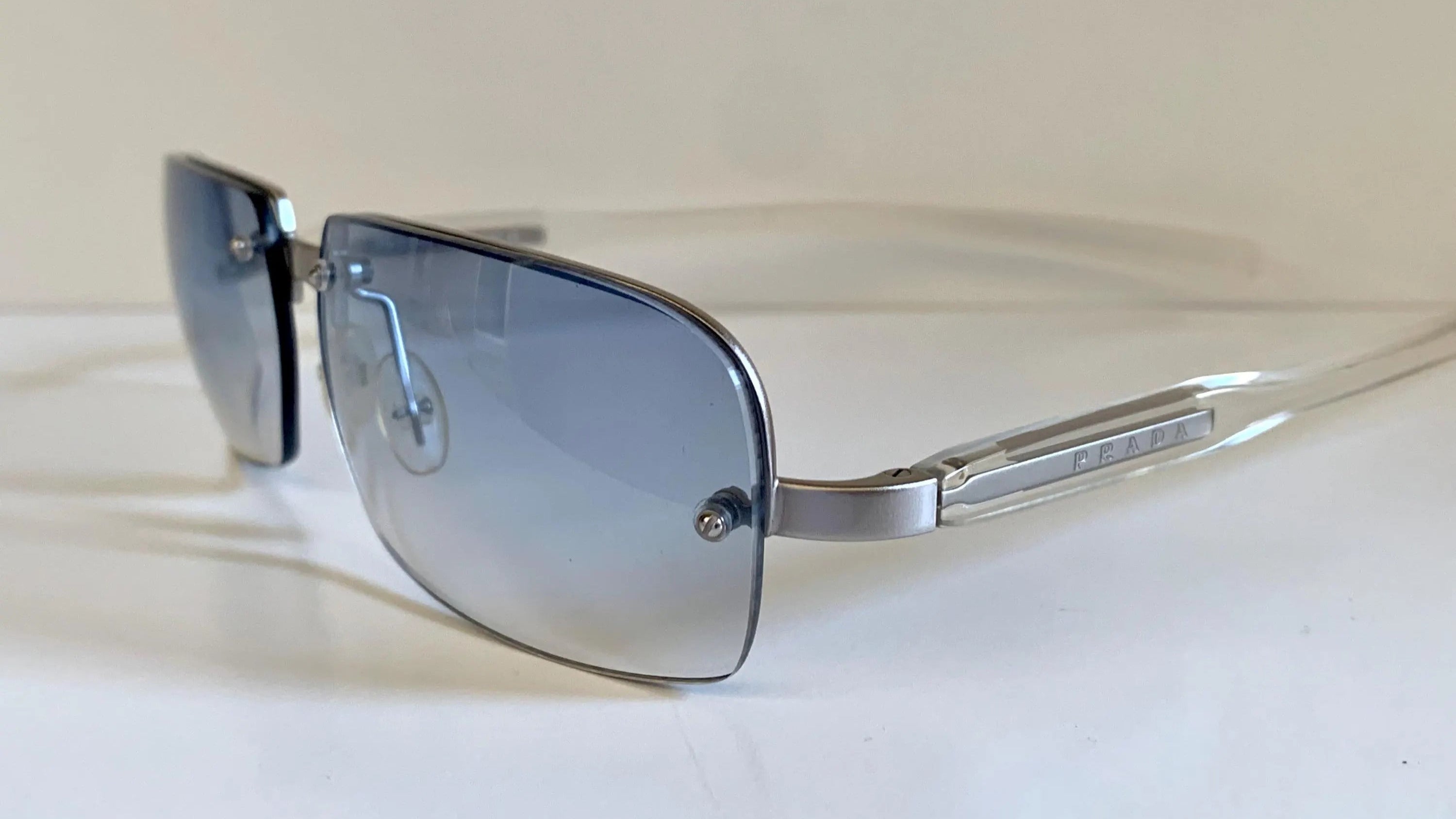 小物 00s archive prada clear eyewear y2k 00s archive prada clear eyewear y2k