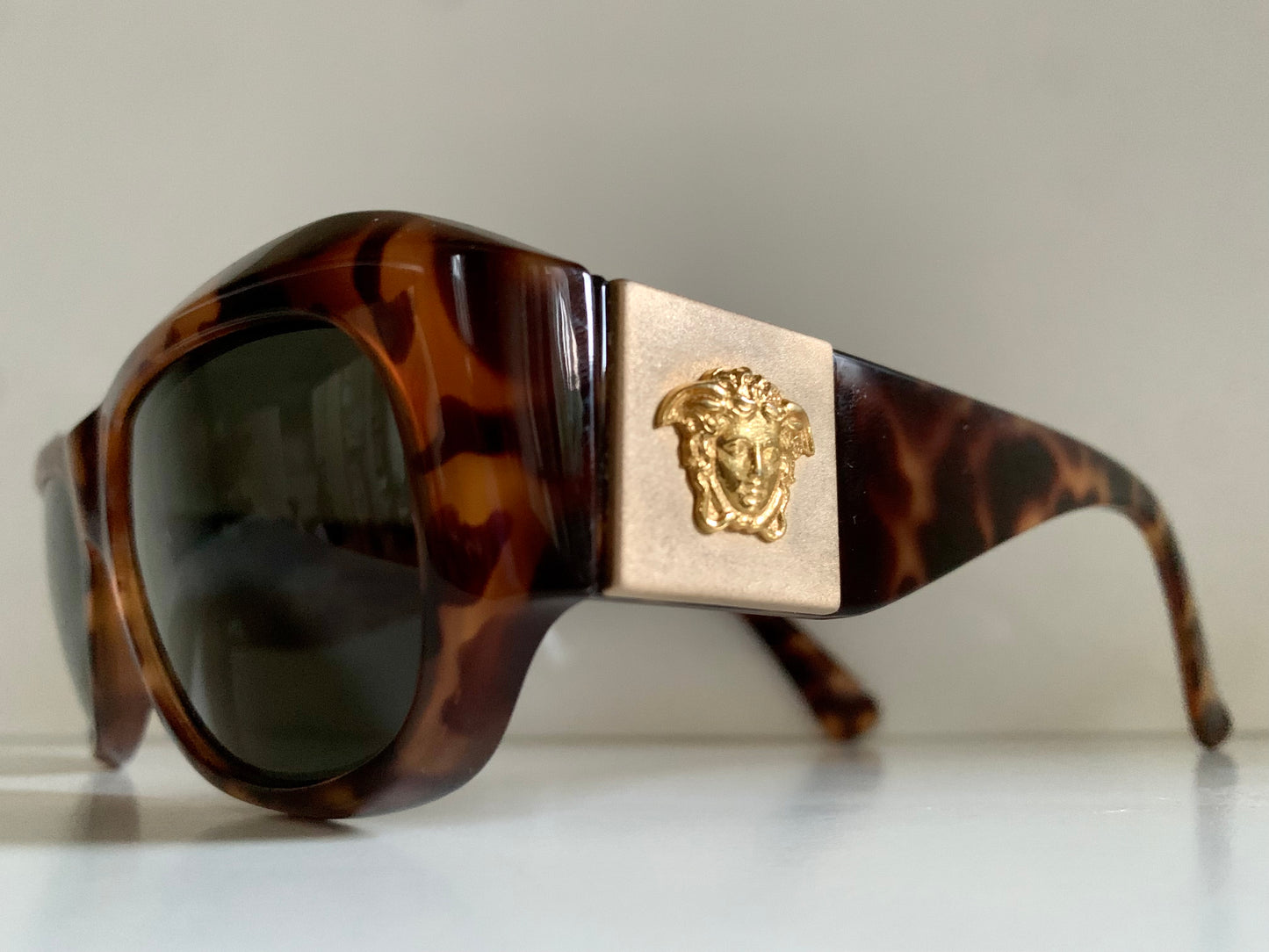 Gianni Versace - S95 medusa logo