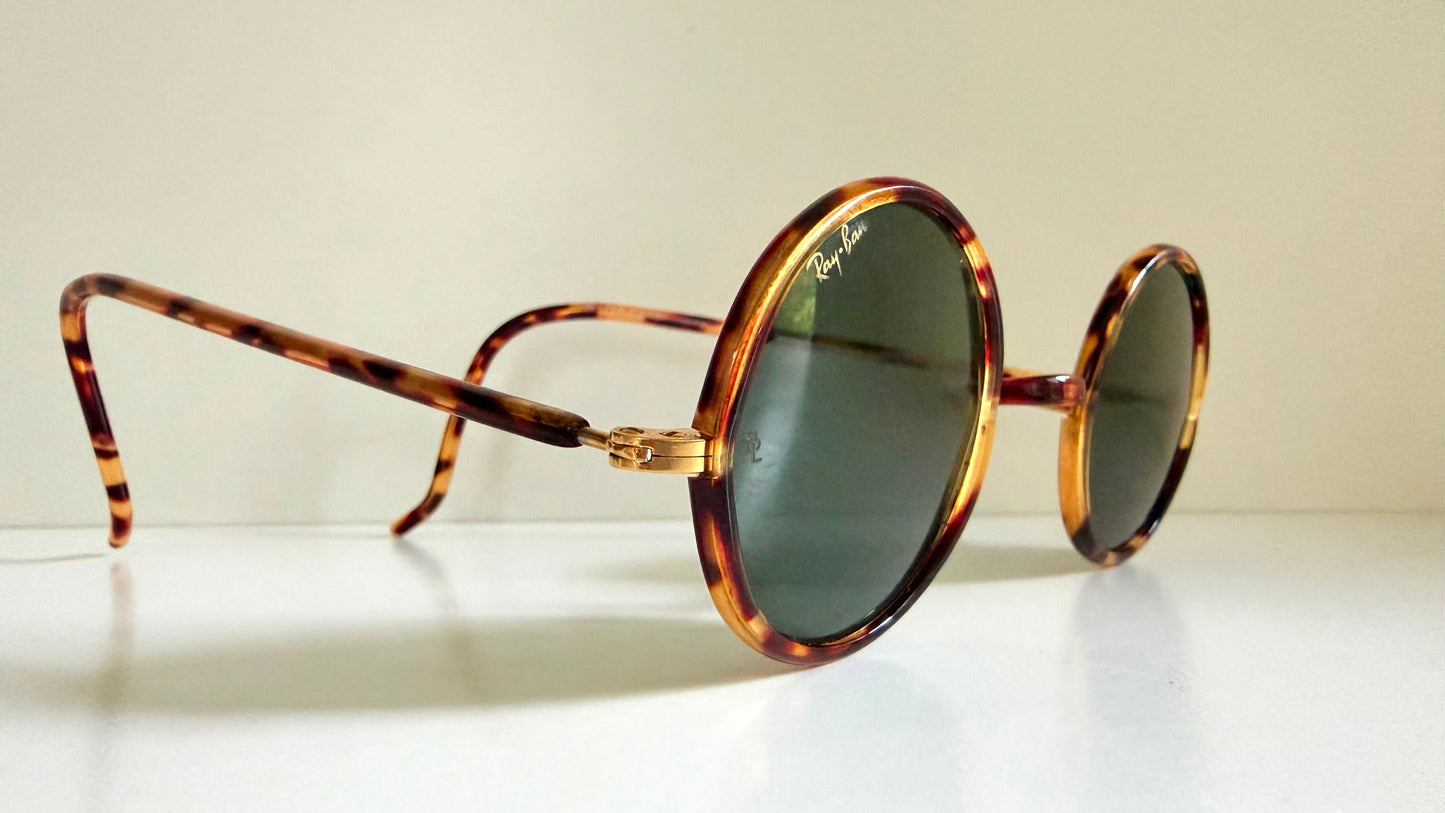 Ray Ban B&L USA vintage sunglasses - Cheyenne W1748 oval carey frames