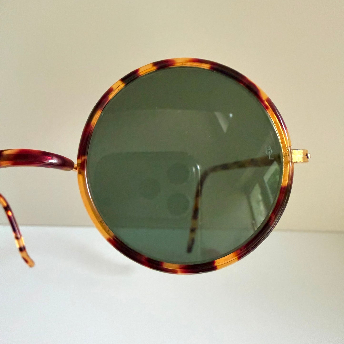 Ray Ban B&L USA vintage sunglasses - Cheyenne W1748 oval carey frames