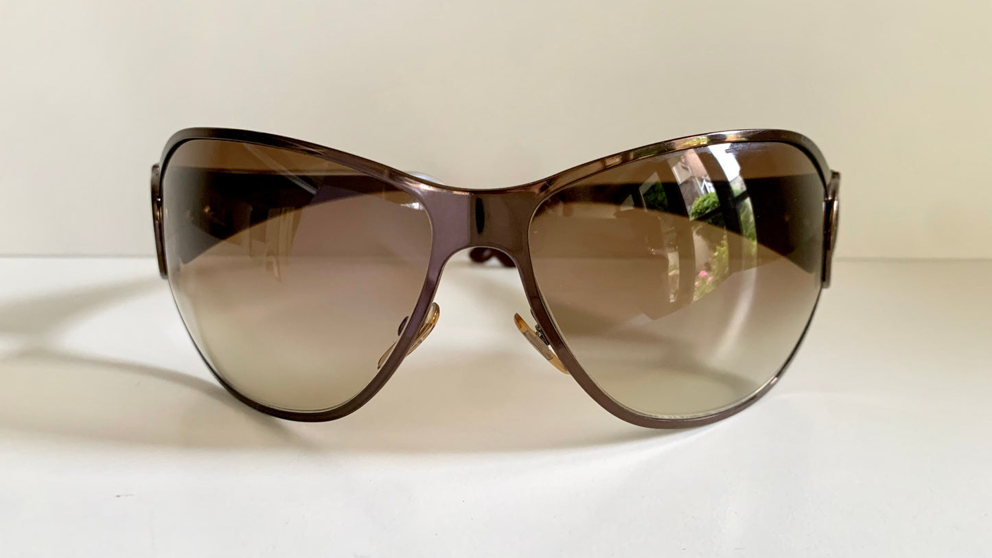 Gucci 90s vintage sunglasses - brown wrap frame with Strass Horsebit logo