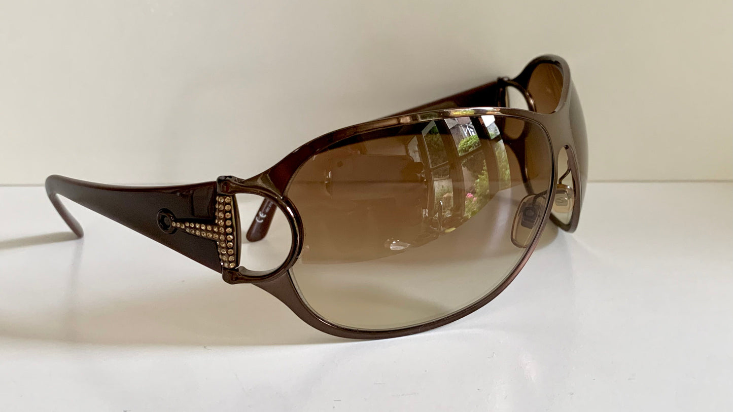 Gucci 90s vintage sunglasses - brown wrap frame with Strass Horsebit logo