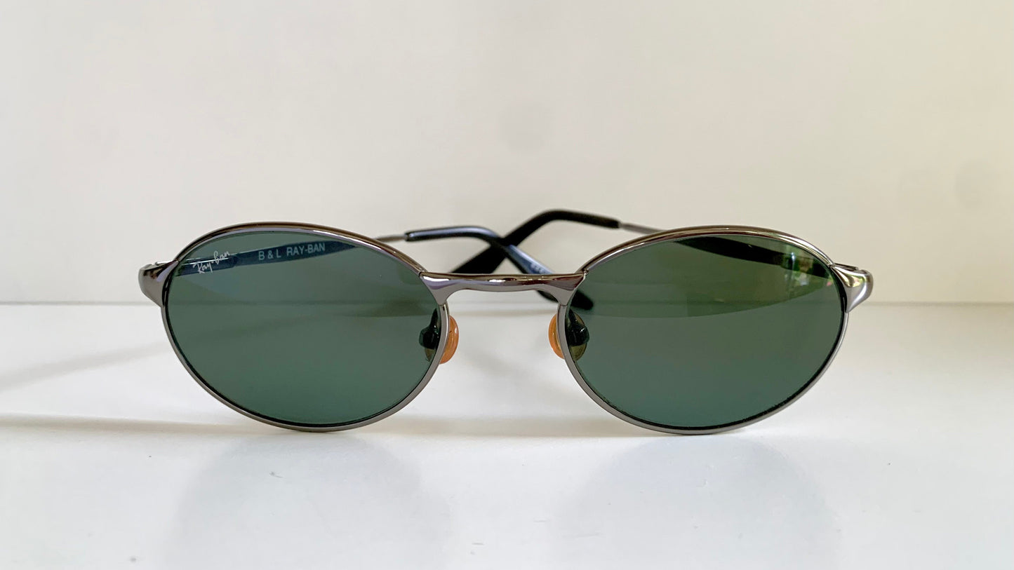 Ray Ban B&L USA vintage sunglasses - 90s W2839 Highstreet silver frames