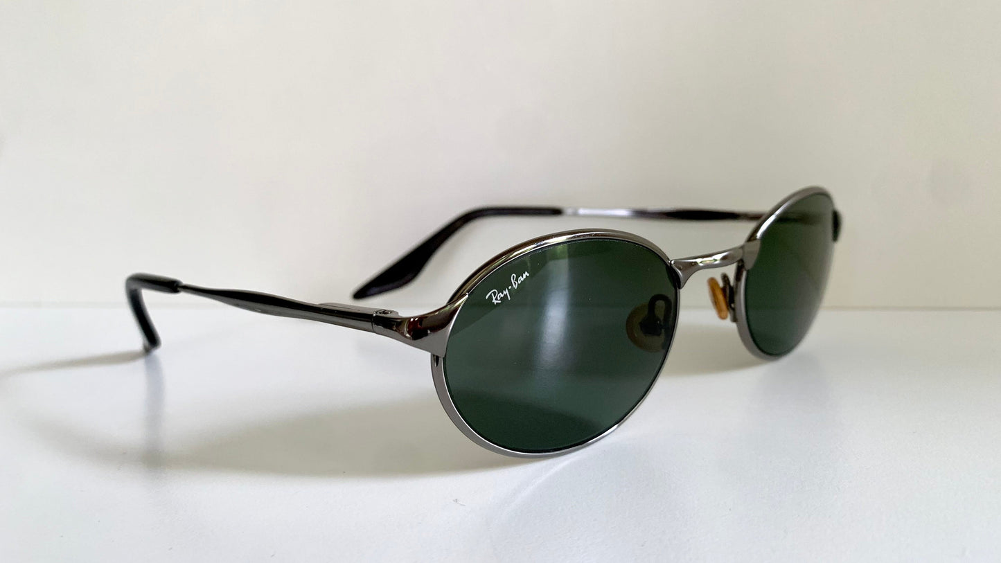 Ray Ban B&L USA vintage sunglasses - 90s W2839 Highstreet silver frames
