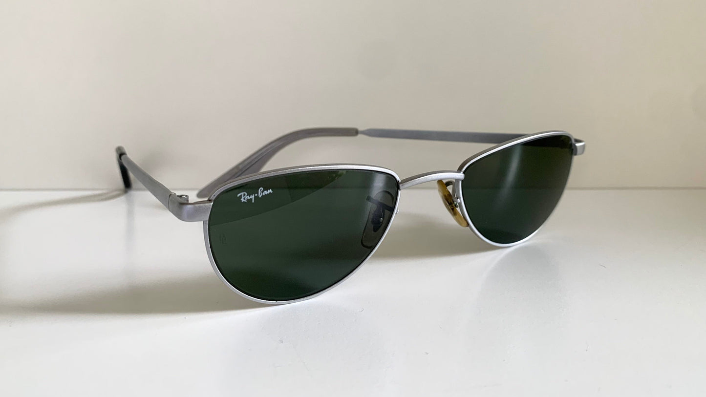 Ray Ban B&L  USA vintage sunglasses - W2194 Sidestreet Gridlock matte silver frame