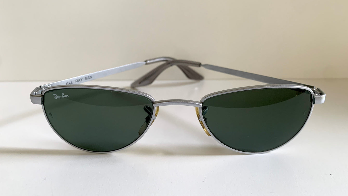 Ray Ban B&L  USA vintage sunglasses - W2194 Sidestreet Gridlock matte silver frame