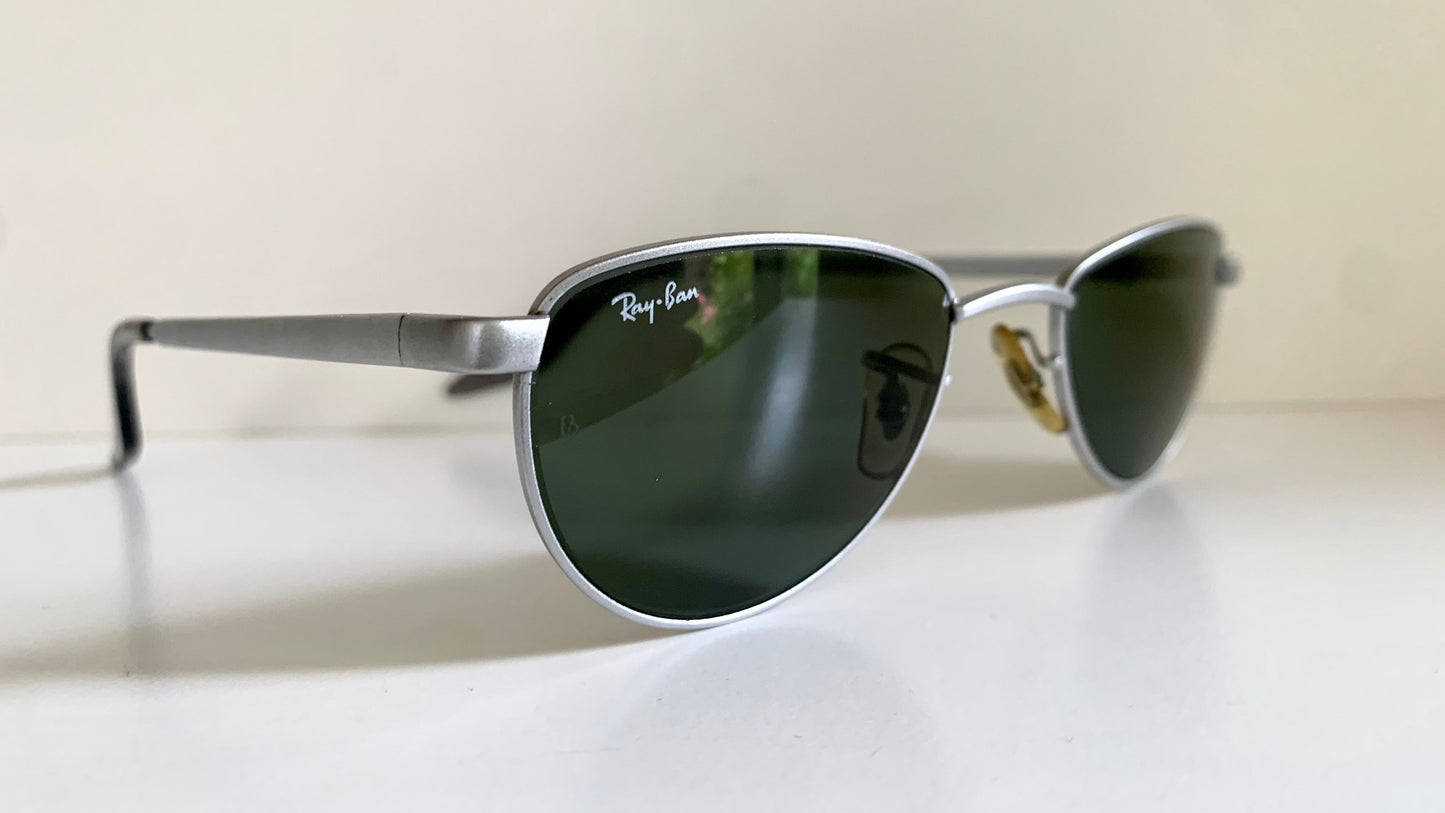Ray Ban B&L  USA vintage sunglasses - W2194 Sidestreet Gridlock matte silver frame