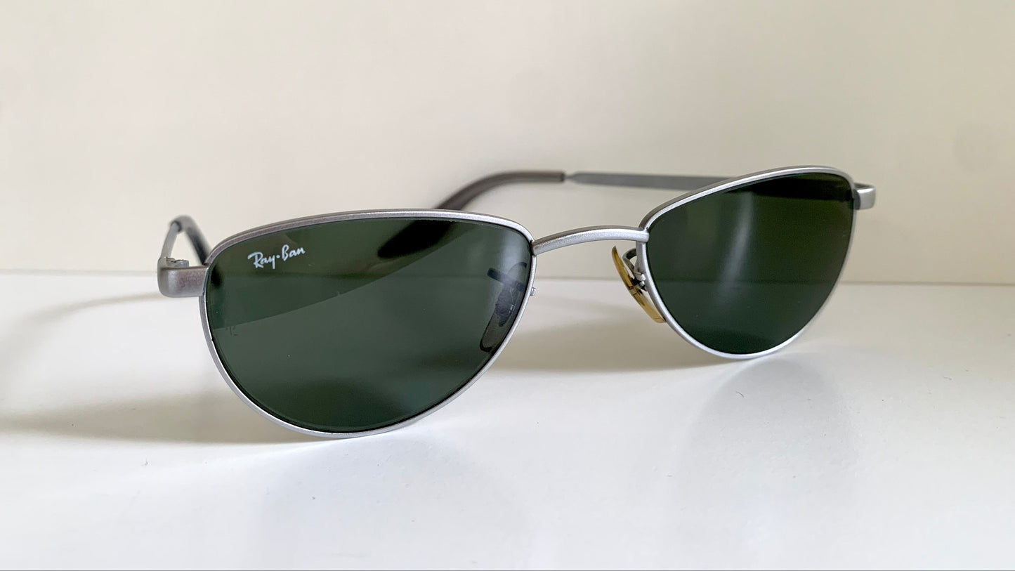 Ray Ban B&L  USA vintage sunglasses - W2194 Sidestreet Gridlock matte silver frame