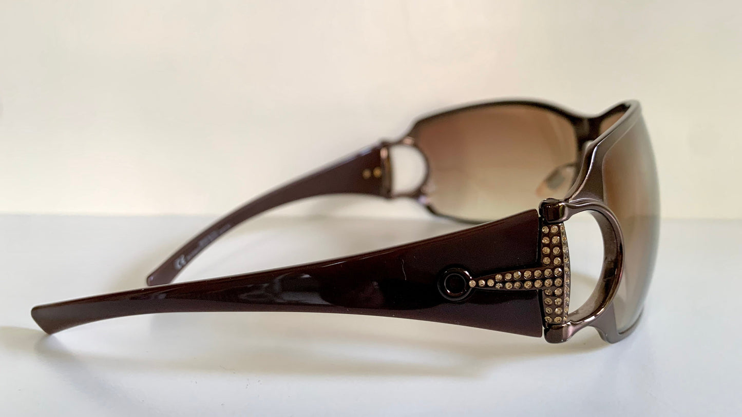 Gucci 90s vintage sunglasses - brown wrap frame with Strass Horsebit logo