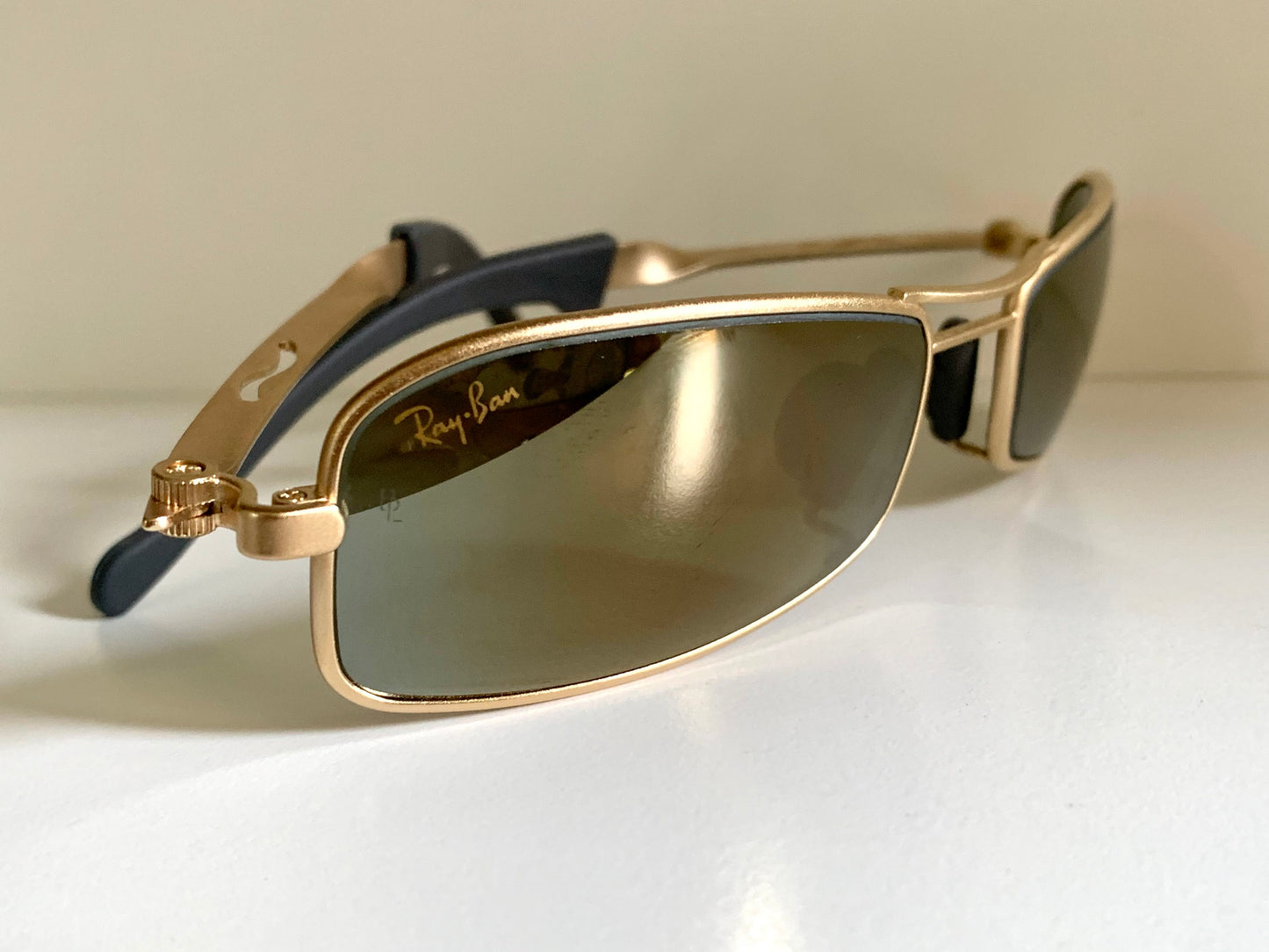 Ray Ban B&L- Orbs Axis gold mirrored W2308 vintage sunglasses