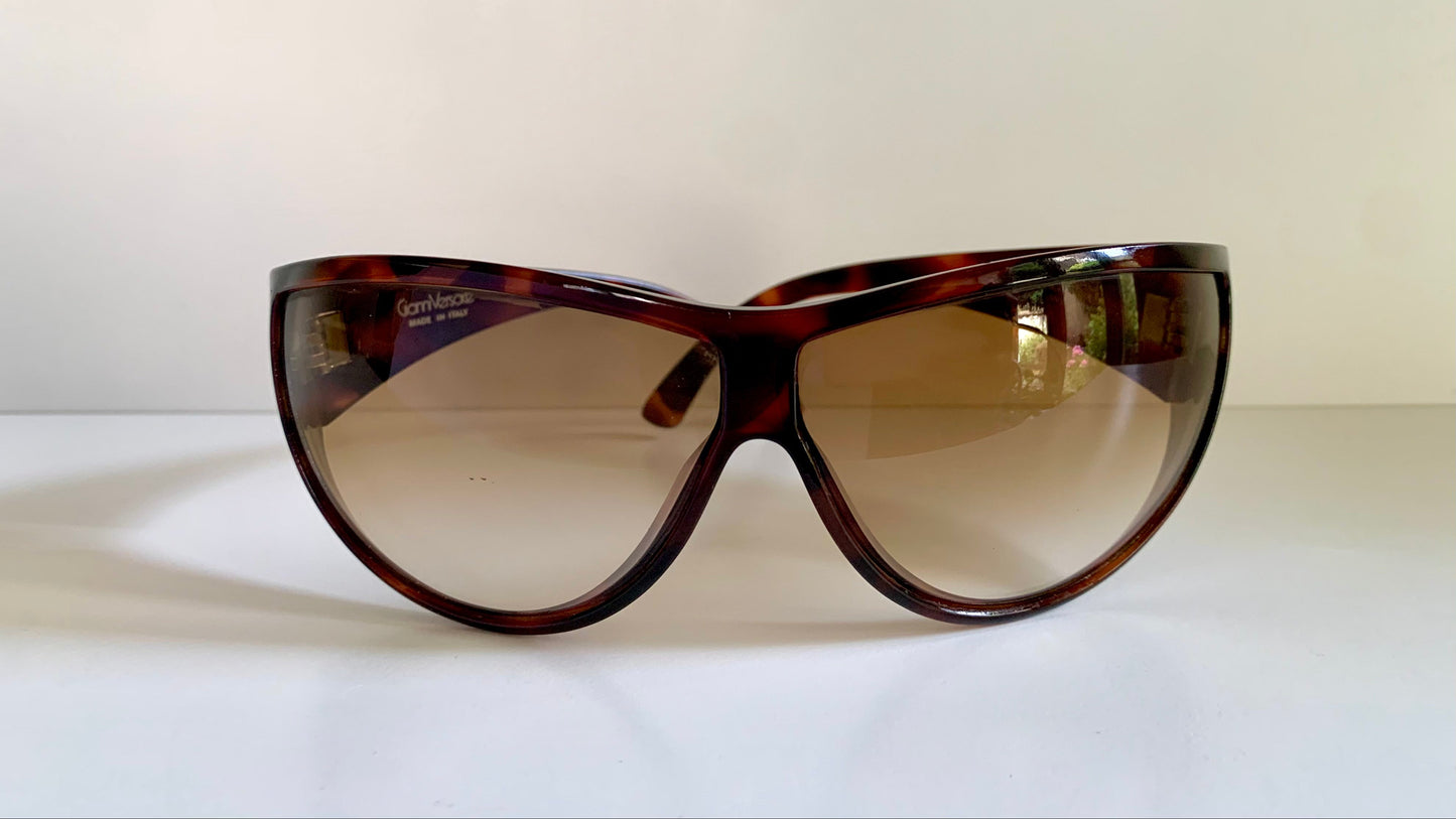 Gianni Versace vintage 80s sunglasses - METRICS XL shield frame