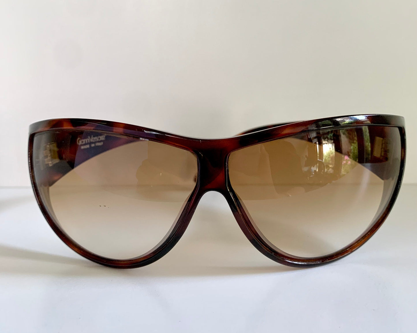 Gianni Versace vintage 80s sunglasses - METRICS XL shield frame