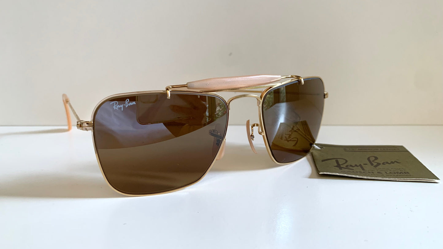 Vintage Ray Ban USA B&L W1348 Small Caravan sunglasses- 52mm mirrored lenses NOS