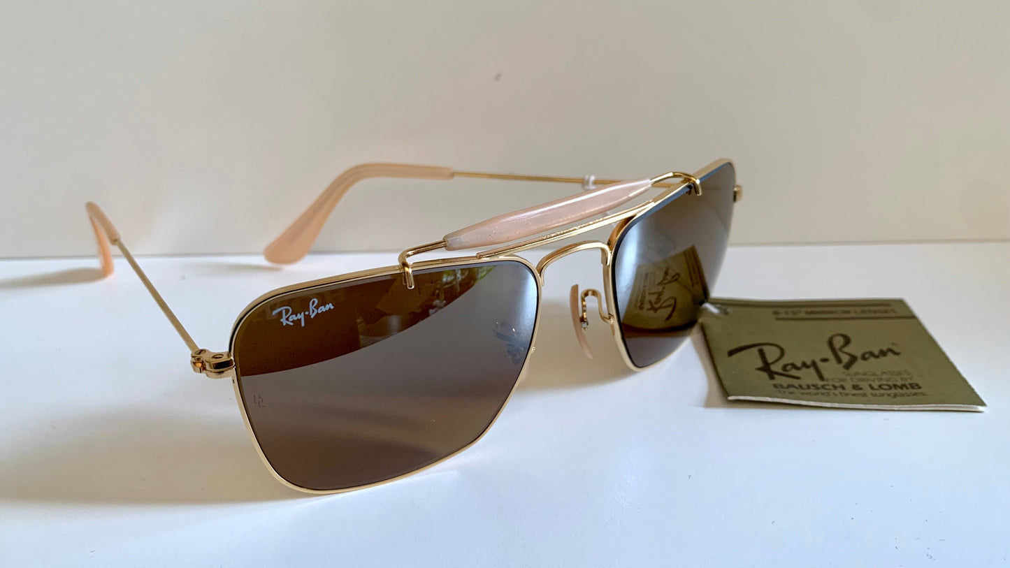 Vintage Ray Ban USA B&L W1348 Small Caravan sunglasses- 52mm mirrored lenses NOS