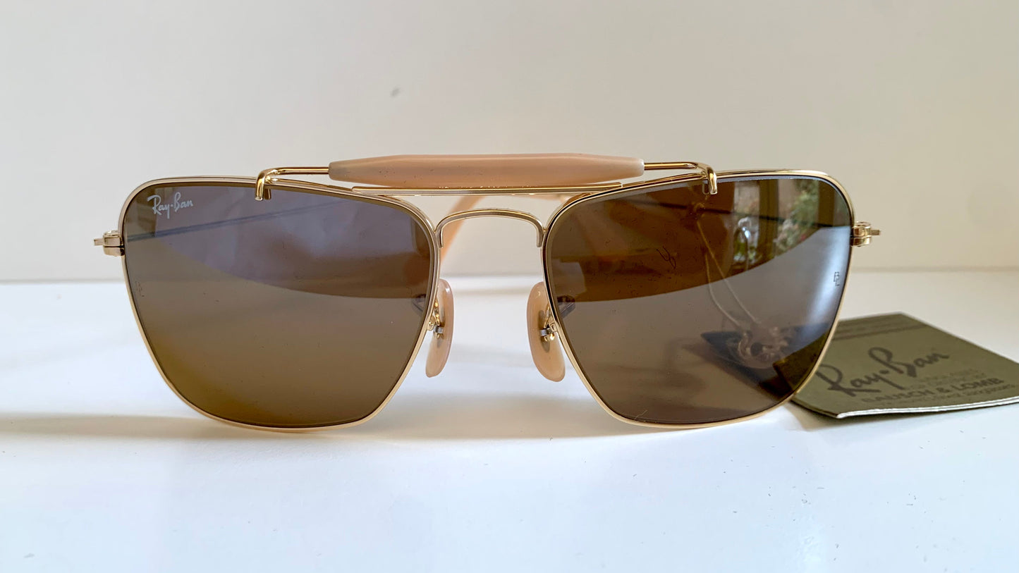 Vintage Ray Ban USA B&L W1348 Small Caravan sunglasses- 52mm mirrored lenses NOS
