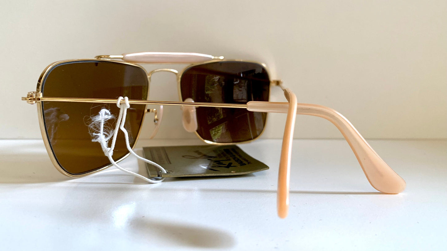 Vintage Ray Ban USA B&L W1348 Small Caravan sunglasses- 52mm mirrored lenses NOS