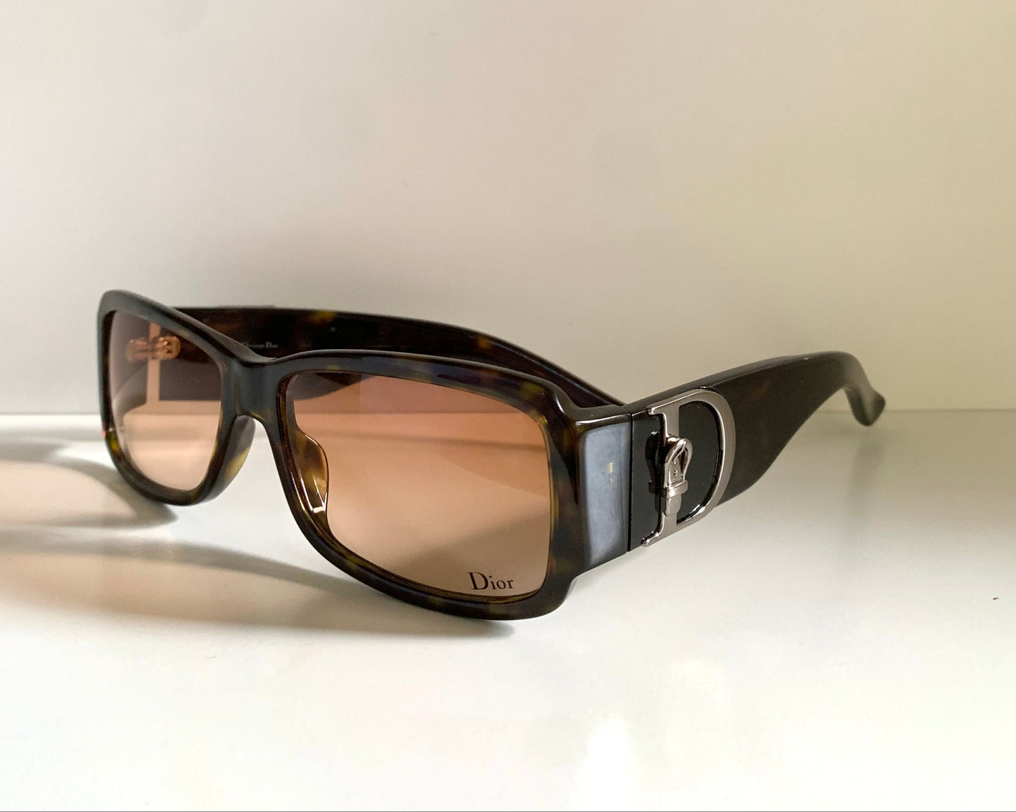 Christian Dior vintage sunglasses - Cottage 3 tortoise  frame, buckle logo