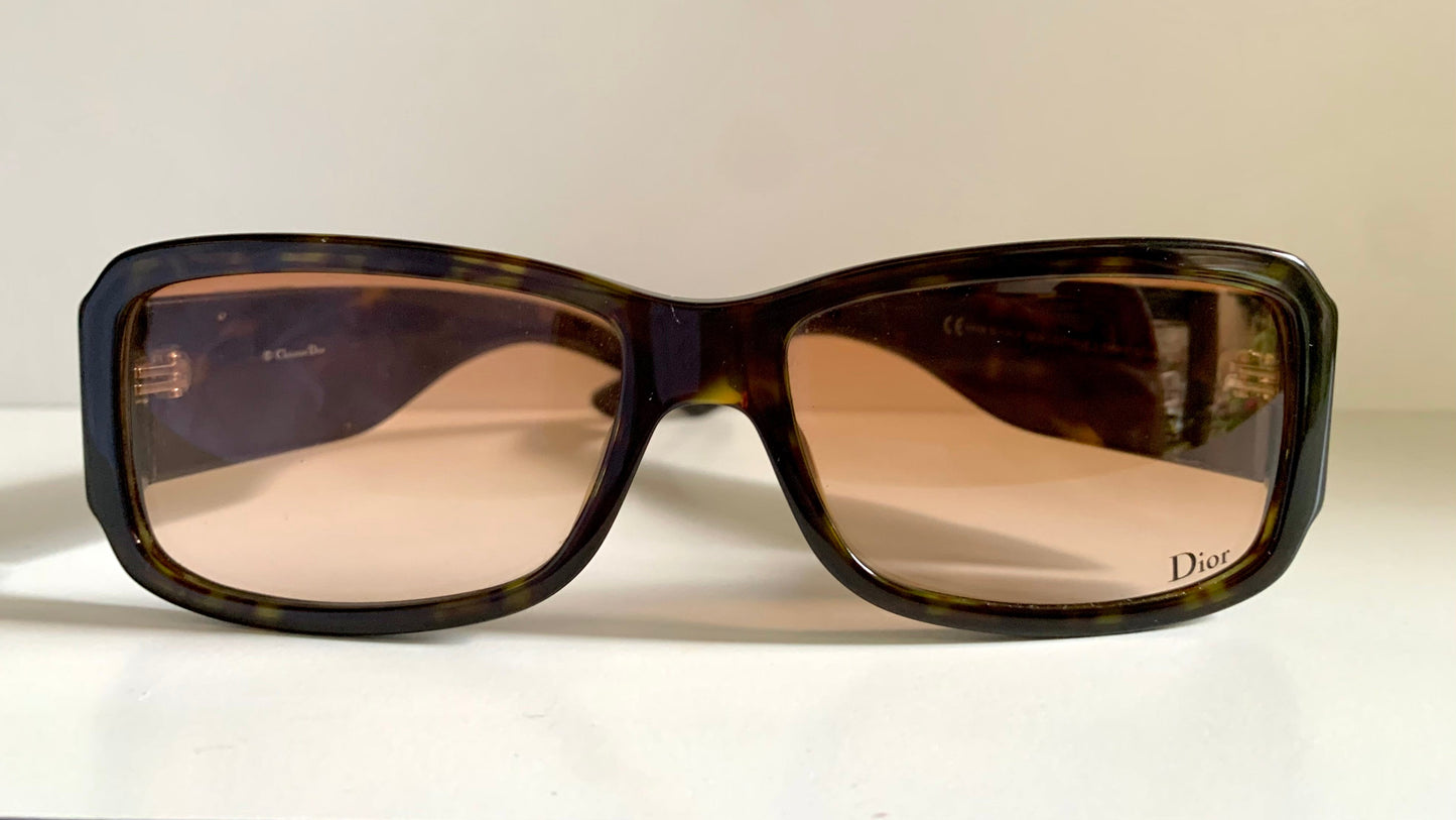 Christian Dior vintage sunglasses - Cottage 3 tortoise  frame, buckle logo